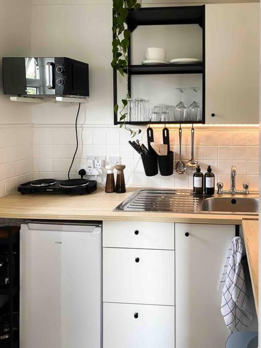 Cozy Studio Near Train Station CBG Dış mekan fotoğraf